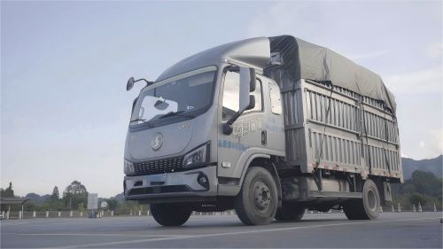 动力省心保养省钱！ 陕汽德龍G300获三十年老司机实名点赞(图2)